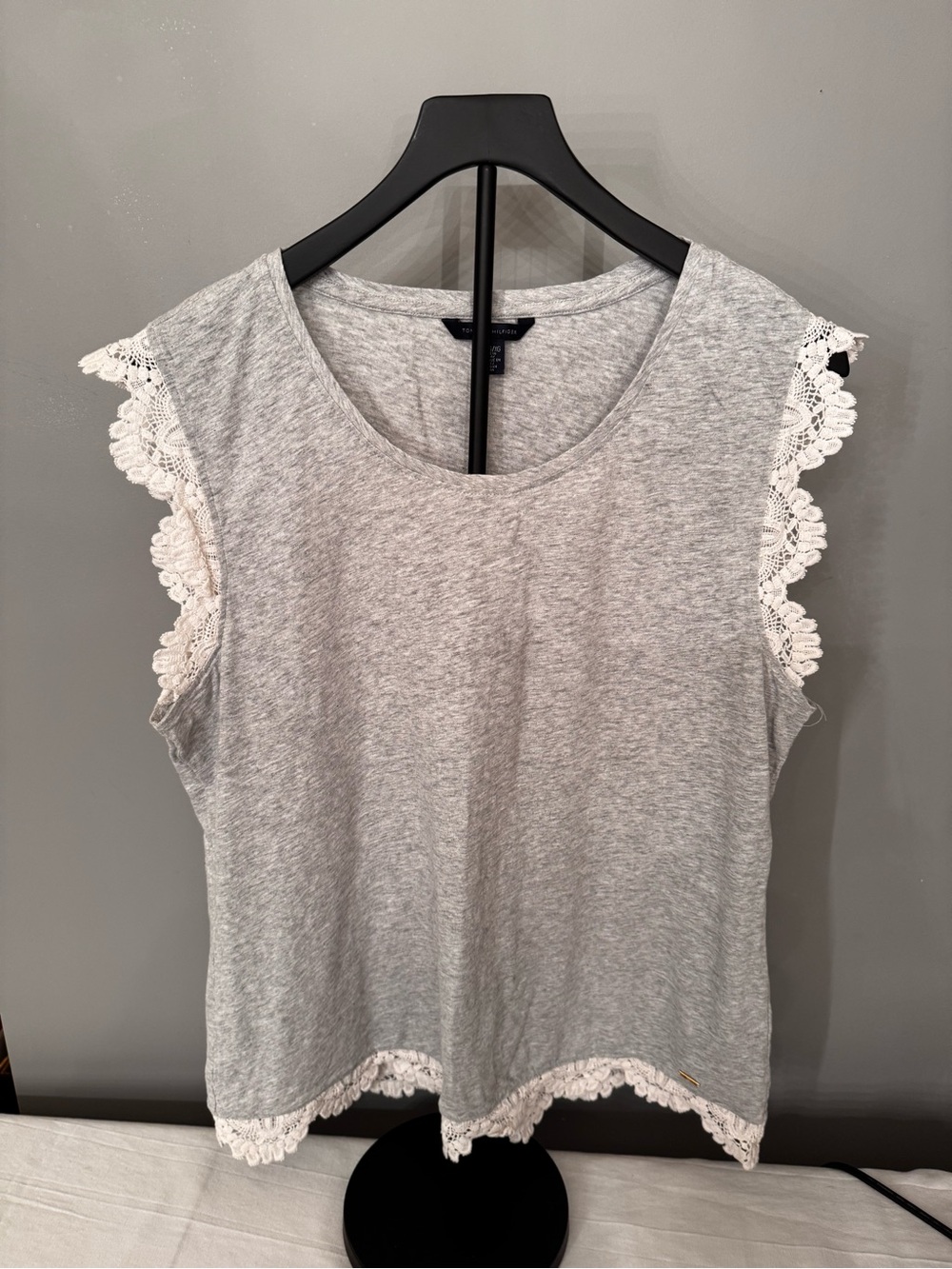 Tommy Hilfiger Gray Tank Top with White Lace Trim XL